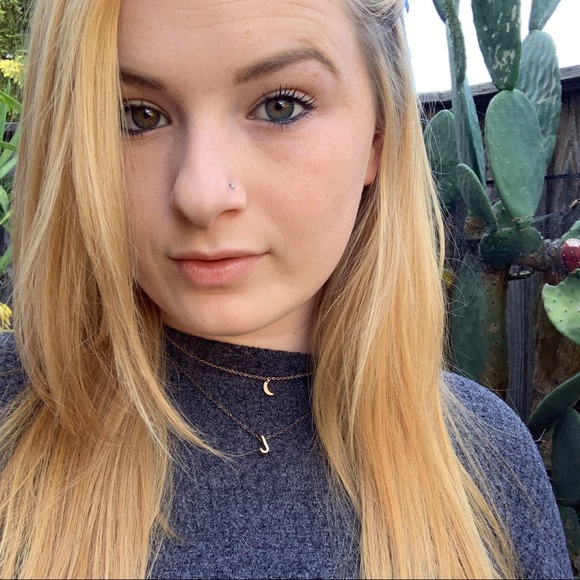 Meet your Posher, Jessy - Picture 3 of 3